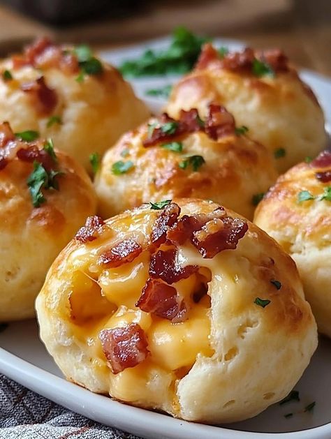 Country Food, Steak Bites Recipe, Easy Family Recipes, Cheese Rolls, Light Food, Homemade Spaghetti Sauce, Baked Bacon, Fun Recipes, Football Food