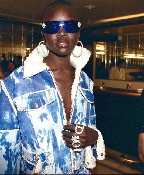 VFILES on Instagram: “i want to look as expensive as Alek Wek backstage Dior, 2000 💎” Alek Wek, Galliano Dior, Raquel Zimmermann, Tie Dye Jackets, 90s Models, Sunglasses Logo, Dior Logo, Fly Girl, John Galliano