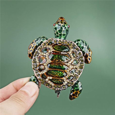 Sea turtle decor