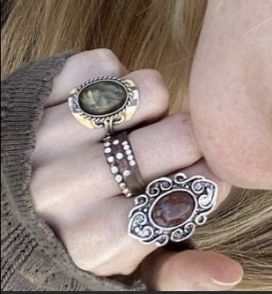 Whimsigothic Nails, Fairy Grunge Jewelry, Look 80s, Grunge Jewelry, Indie Jewelry, Dope Jewelry, Funky Jewelry, Hippie Jewelry, Pretty Rings