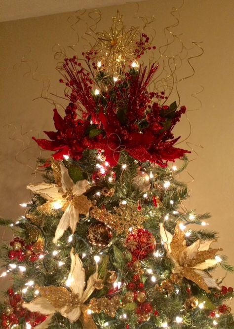 Red Gold Christmas Tree Topper, Red And Gold Christmas Tree Topper, Poinsettia Tree Topper, Christmas Tree Star Topper Ideas, Christmas Tree Topper Ideas, Christmas Tree Topper Red, Tree Topper Ideas, Christmas Tree Toppers Ideas, Gold Christmas Tree Topper