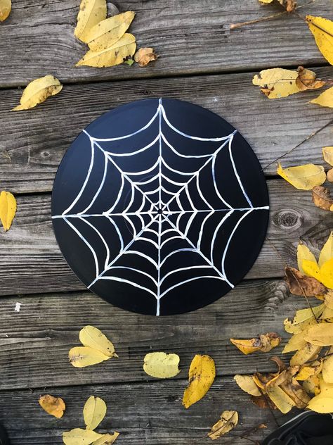 "Vinyl Record Painting | Painted Vinyl Record | Modern Wall Art Decor | Spider Web| Halloween Created by painting with acrylic paint on a 12\" vinyl record.  Titled- \"Spider Web\"  Custom piece can be created with different colors. Note- Designs may vary a little bit, since item is made to order" Halloween Record Painting, Painting Vinyl Records, Painted Records Vinyl Easy, Paint Records, Record Painting Ideas Aesthetic, Painting On Records Vinyls, Record Painting Ideas Easy, Spider Web Painting, Painted Records Vinyl