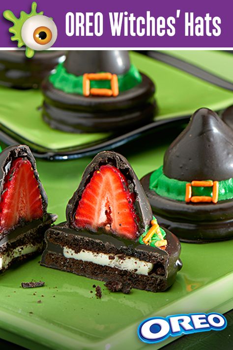 These bewitching OREO Witches' Hats are a wickedly tasty treat and the recipe is easy! Dip OREO cookies in chocolate and add a chocolate-covered strawberry on top. Say the magic words and presto! Visit GhostessParty.com for more recipes, Halloween party ideas & printables. Oreo Witch Hats, Halloween Treats Ideas, Kid Friendly Party, Sugar Addict, Cute Halloween Treats, Dessert Halloween, Postres Halloween, Halloween Food Dinner, Recetas Halloween