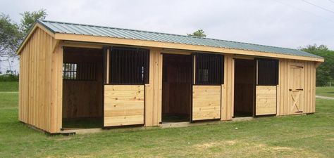 Custom Horse Barn Builders & Portable Horse Barns For Sale | Deer Creek Structures Horse Run In Shelter, Shed Row Horse Barn, Simple Horse Barns, Small Horse Barns, Horse Shed, Barn Layout, Horse Farm Ideas, Horse Barn Ideas Stables, Loafing Shed