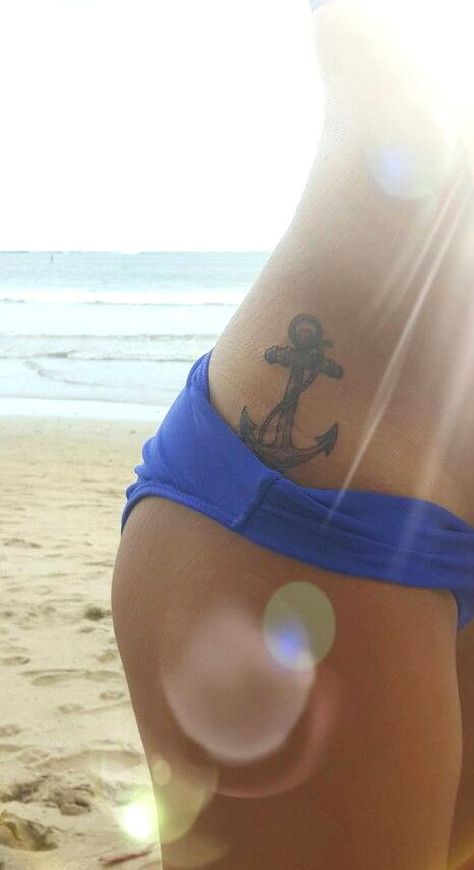 Anchor Tattoo Placement For Women, Anchor Tattoo Placement, Anchor Tattoo Women, Tattoo Placement Hip, Anchor Tattoos For Women, Tattoo Bein Frau, Tattoo Anchor, Girl Symbol, Tattoo Hip