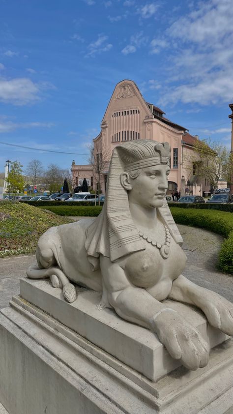 #sphynx #sfinga #sphinx #piramide #egypt #park #statue #aesthetic #nature #sun #clouds #photography #travel #osijek #sfinge #antic #giza Sphynx Statue, Sphinx Statue, Statue Aesthetic, Sun Clouds, Clouds Photography, Aesthetic Nature, Sphynx, Photography Travel, Giza