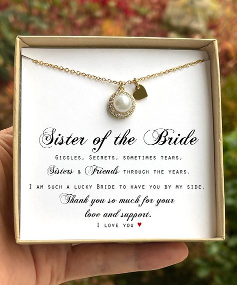 Bride Sister Quotes, Sister Of The Groom Gift, Sister Of The Bride Gift, Gift To Sister, Sister Maid Of Honor, Jewellery Moodboard, Haldi Jewellery, Necklace Sister, Brides Sister