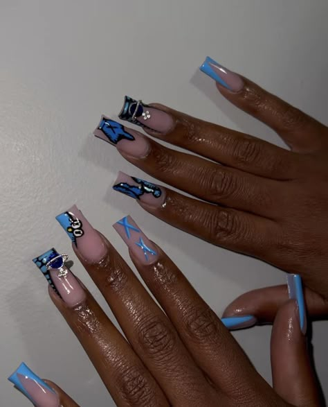 Blue Nail Designs On Black Women, Blue Nails Birthday Set, Kaws Nails Blue, Blue N Black Nails, Blue Nail Sets Acrylic, Blue Baddie Nails, Dope Blue Nails, Navy Blue Acrylic Nails, Nails Art Easy