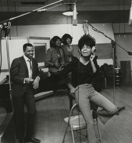 Legends of Motown - Photo 35 - Pictures - CBS News Mary Wilson, Berry Gordy, Tamla Motown, Detroit History, The Supremes, Smokey Robinson, Four Tops, Lionel Richie, Marvin Gaye