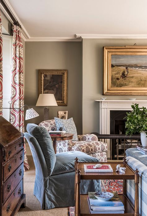 Melissa Wyndham Ltd - Oxfordshire Farmhouse Salons Cottage, English Decor, Cottage Living Rooms, Casa Vintage, Cottage Interiors, Traditional Living, Traditional Living Room, Decoration Inspiration, Formal Living Rooms