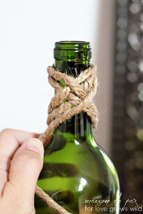 Twine Wrapped Bottles, Wrapped Bottles, Wine Bottle Project, Wrapped Wine Bottles, Twine Crafts, Decorated Bottles, Decoupage Tutorial, Recycled Wine Bottles, Painted Bottles