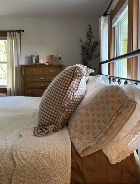 Farm Cottage Bedroom, Beige Bedding With Pop Of Color, Cottage Core Primary Bedroom, Cottage Core Bedding Greenery, Cottage Core Duvet Cover, Cottage Corr Bedding, European Farmhouse Bedroom Bedding & Blankets, Boho Home, House Room