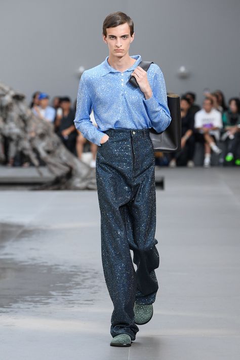 Loewe Men, Fashion Archive, Stylish Men Casual, Mens Spring, Spring 2024, Stylish Men, The Collection, Fashion News, Men Casual