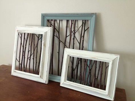 Diy > with birch branches? Put a back on it - painted green for contrast? Takken Decor, Upcycled Decor, Twig Crafts, Koti Diy, Twig Art, Picture Frame Crafts, Diy Wand, Hemma Diy, Picture Frame Designs