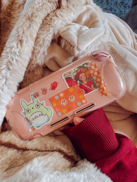 Nintendo Switch Lite Aesthetic Pink, Aesthetic Nintendo Switch Case, Nintendo Lite Aesthetic, Aesthetic Nintendo Switch Lite, Nintendo Switch Aesthetic Case, Switch Lite Aesthetic, Nintendo Switch Lite Aesthetic, Aesthetic Nintendo Switch, Cozy Gamer Aesthetic