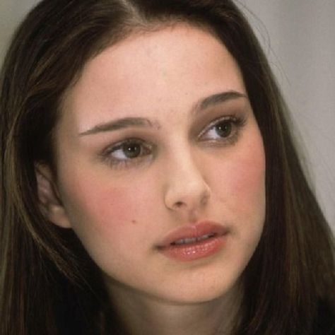 Aquarius Rising, Natalie Portman, A Woman, Makeup, Hair, Black, Make Up