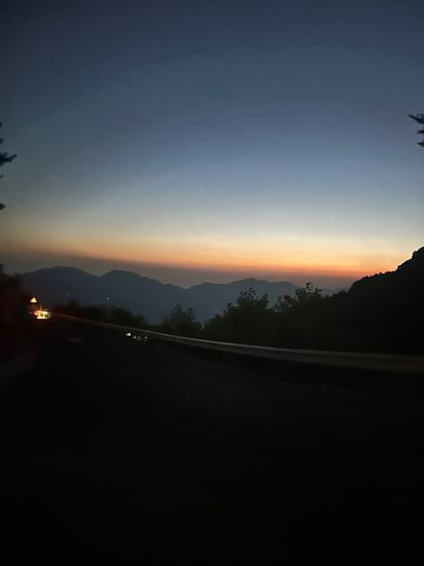 sunset | mountain | view | mountain view | night Night Mountain Aesthetic, Mountain Night View, Night Mountain View, Mountains At Night, View Mountain, Mountain Aesthetic, Pretty Landscapes, Night View, Ideas For Instagram Photos