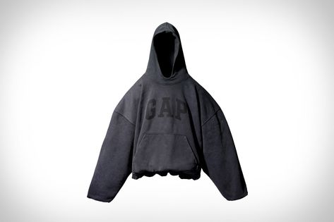 Following the Donda 2 listening experience in Miami, Kanye West and Demna Gvasalia have released the Yeezy Gap Engineered By Balenciaga Collection. The first eight... Dove Hoodie, Yeezy Hoodie, Balenciaga Hoodie, Colorful Hoodies, Oversize Hoodie, Dream Clothes, Mode Style, Fashion Killa, Kanye West