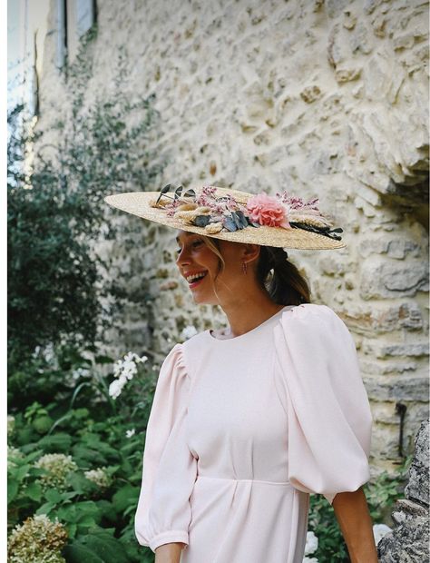 Wedding Hats For Guests, Ascot Hats, Brunch Dress, Civil Wedding, Outfits With Hats, Wedding Guest Outfit, Straw Hat, Dress Codes, Couture Fashion