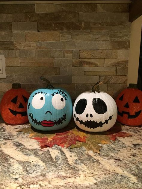 Win the best no-carve pumpkin decorating contest with these ideas. Here are 33 of the cutest and most creative pumpkin painting ideas that are award-worthy! #halloween #pumpkins #pumpkinpainting Matching Pumpkins Painting, Matching Painting Pumpkins, Painting Pumpkins Couples, Painted Pumpkins Couple Ideas, Couples Painted Pumpkins, Jack And Sally Painted Pumpkins, Couple Carving Pumpkins Ideas, Pumpkin Painting Ideas Matching, Matching Painted Pumpkins