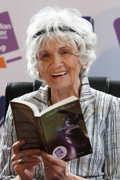 alice munro - Google Search Winner Is, Derek Walcott, Alice Munro, William Butler Yeats, William Golding, Nobel Prize In Literature, Nobel Prize Winners, William Faulkner, Robert Mapplethorpe