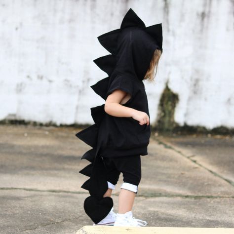 Black Dragon Costume, Baby Dragon Costume, Toothless Costume, Dragon Halloween Costume, Halloween Dragon, Brand Hoodies, Dragon Halloween, Dragon Birthday Parties, Costume Toddler