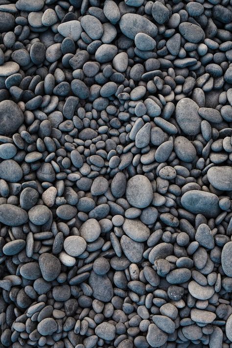 River Rock Texture | Stocksy United Natural Materials Texture, Rock Texture Stones, River Stone Landscaping, River Rock Garden Ideas, Kentucky Aesthetic, Backyard Fence Landscaping, River Texture, Landscaping For Beginners, Pebbles Texture