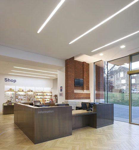 RECEPTION DESK // Maidstone Museum East Wing by Hugh Broughton Architects Museum Reception, Art Museum Architecture, Donor Wall, Museum Tickets, Museum Fashion, My Workspace, Reception Design, Museum Architecture, Museum Shop