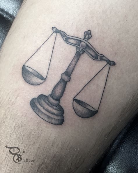 Black and white tattoo of perfectly balanced set of scales. ⚖️ #tattoo #blackandwhitetattoo #tattootips #tattooinspo #tattooinspiration #tattooideas Scales Tattoo, Back Tattoos For Guys Upper, Balancing Scale, Black And White Tattoo, Upper Back Tattoos, Scale Tattoo, Back Tattoos For Guys, 27th Birthday, Pretty Tattoos For Women