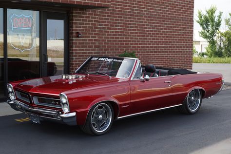 Scottsdale 2020 - 1965 Pontiac GTO Custom Convertible (Vin:237675P231945) 65 Gto, Pontiac Gto Convertible, Gto Convertible, 1965 Pontiac Gto, Barrett Jackson Auction, Ford Raptor, Barrett Jackson, Land Rovers, Bugatti Veyron