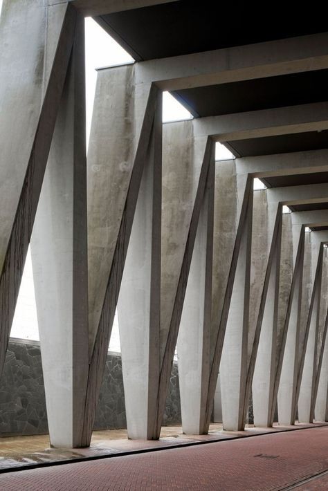 Architecture Cool, Truss Structure, Detail Arsitektur, Concrete Architecture, Brutalist Architecture, Concrete Structure, Structure Architecture, Architecture Exterior, Brutalism