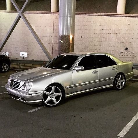 Mercedes-Benz W210 is the second generation of executive cars of the E-class of the German brand Mercedes-Benz. It replaced the Mercedes-Benz W124 and was produced from 1995 to 2002. The car was produced in the sedan (W210) and station wagon (S210). For the first time, Mercedes-Benz designers used dual oval headlights in production cars, defining the look of a number of models of the company. Mersedes W210, E320 Mercedes, Mercedes E 320, Mercedes Benz E Class Sedan, Mercedes S 500, W210 Mercedes, Mercedes 320, Mercedes E220, Mercedes E55