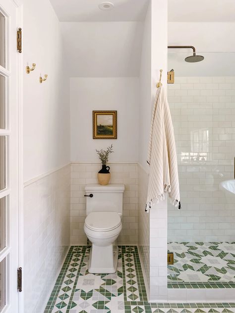 Bathroom Inspo Modern Tile, Space Efficient Bathroom, Fun Bathroom Ideas Modern, Angled Wall Bathroom Layout, Modern Farmhouse Full Bathroom, Exterior Boho Home, Vintage Ensuite Bathroom Ideas, Long Narrow Primary Bathroom, Bright Basement Bathroom