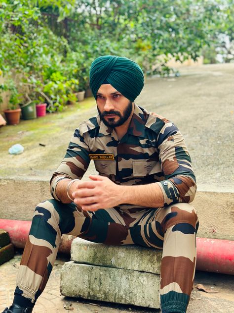 Army Uniform Indian Army #fashion #recipe #1 Army Attitude, Indian Army Wallpapers, 1 Aesthetic, Army Wallpaper, Army Fashion, Army Uniform, Indian Army, Bollywood Stars, Soldier