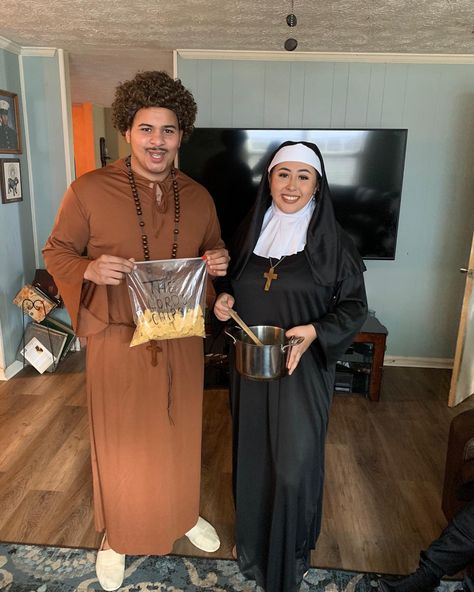 Nacho And Encarnacion Costume, Nacho Libre Couple Costume, Plus Size Halloween Couples Costumes, Nacho Libre And Nun Costume, Nacho Lebre Costumes, Mexican Couple Costume Ideas, Nacho Libre Costume Couple, Nacho Libre Halloween Costume, Couple Halloween Costumes Plus Size