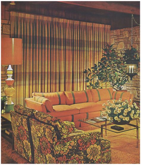 1960s Living Room 1970s Curtains, 70s Curtains, Retro Style Living Room, 70s Living Room, 70s Interior Design, Mid Century Curtains, Retro Rooms, Retro Curtains, 70s House