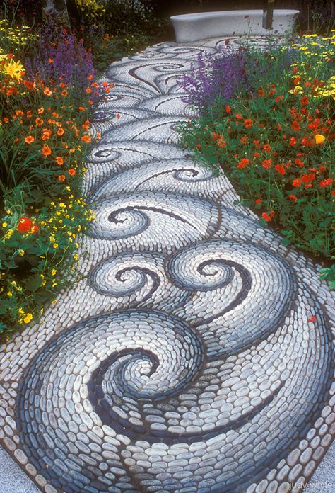 15 Magical Pebble Paths That Flow Like Rivers Mosaic Walkway, Colorful Tiles, Mosaic Rocks, Path Ideas, Path Design, Stone Walkway, Pebble Mosaic, Stone Path, Tiles Design