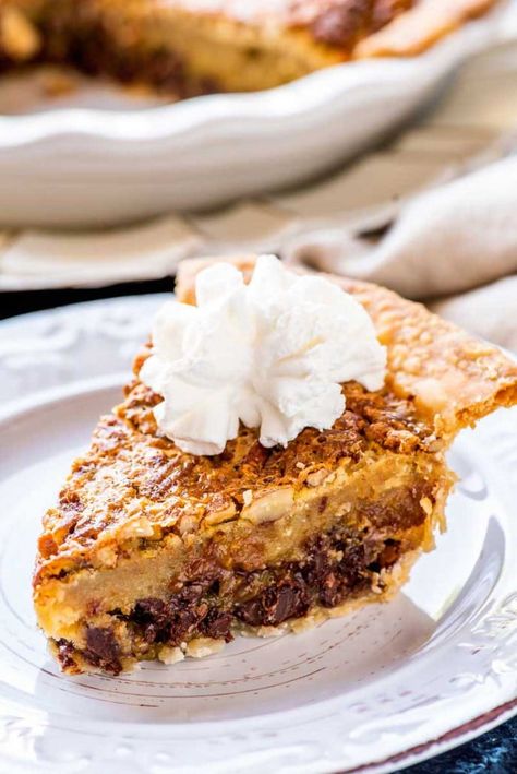 Kentucky Derby Pie Recipe, Derby Pie Recipe, Bourbon Pecan Pie Recipe, Bourbon Pie, Kentucky Derby Recipes, Derby Recipe, Kentucky Derby Pie, Walnut Pie, Kentucky Butter Cake