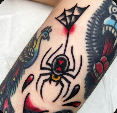 Traditional Tattoo Filler, Widow Tattoo, Small Traditional Tattoo, Black Widow Tattoo, Traditional Hand Tattoo, Traditional Tattoo Inspiration, Tattoo On Shoulder, Traditional Style Tattoo, Bug Tattoo