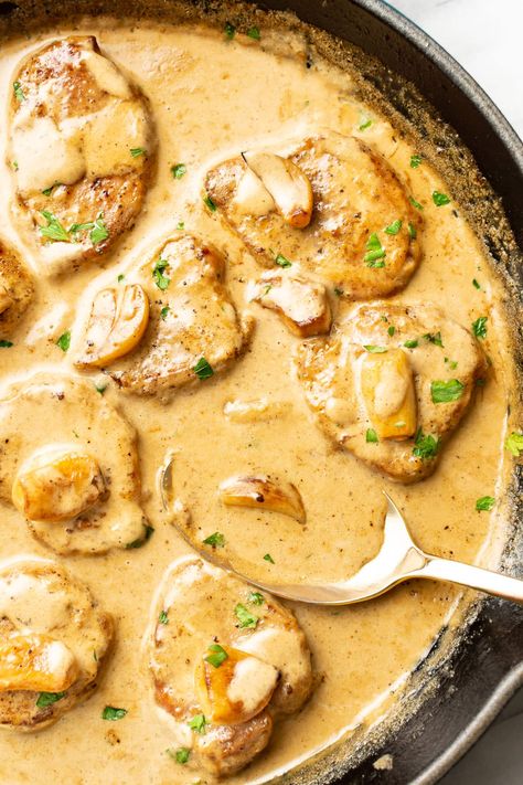 Creamy Garlic Pork Tenderloin Sauce For Pork Tenderloin, Garlic Pork Tenderloin, Easy Pork Tenderloin Recipes, Leftover Pork Tenderloin, Easy Pork Tenderloin, Garlic Pork, Pork Sauce, Pork Entrees, Pork Tenderloin Recipe