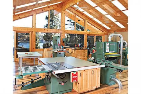 From the outside, Mike Walker's workshop looks like a well-appointed lakeside retreat . It looks like that on the inside too—except for all the woodworking tools. Wood Shop Layout, Garage Organizing, Workshop Layout, Artist Studios, Woodworking Shop Layout, Wood Magazine, Workshop Design, Garage Makeover, Workshop Ideas