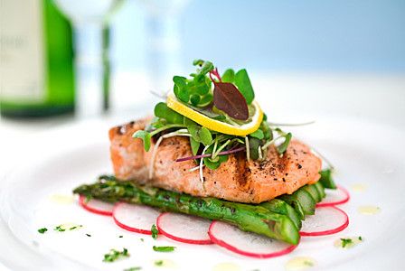 Grilled salmon dinner Grilled Salmon Dinner, Gourmet Food Presentation, Salmon Dinner Recipes, Gerd Symptoms, Gourmet Food Plating, Reflux Symptoms, Salmon And Asparagus, Breastfeeding Diet, Reflux Disease