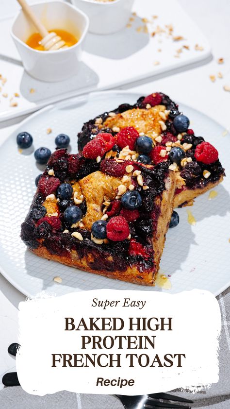 French Toast Healthy Recipe, High Protein French Toast Casserole, Protein French Toast Recipe, High Protein French Toast, Comfort Breakfast, High Protein Vegetarian Breakfast, Protein Toast, Protein French Toast, French Toast Batter