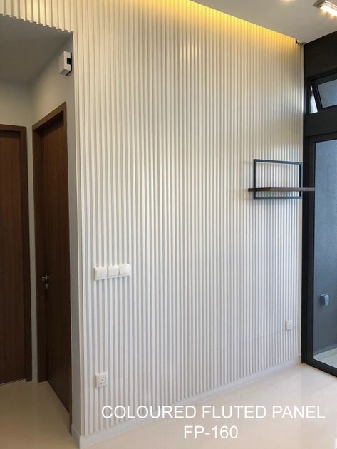 white slat feature wall panel White Fluted Wall Panel, White Fluted Panel, Wood Home Decor Ideas, Feature Wall Cladding, Fluted Wall Panel, Wall Cladding Interior, White Wood Paneling, Fluted Panel, Fluted Wall