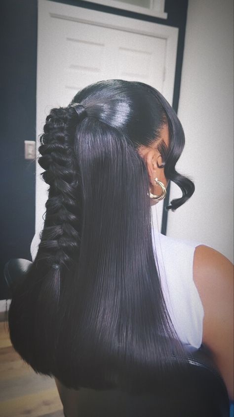 Straight Hairstyles Short, Lash Map, Sleek Ponytail Hairstyles, Birthday Hairstyles, Quick Weave Hairstyles, Hairstyle Inspo, Frontal Hairstyles, Pretty Braided Hairstyles, Slick Hairstyles