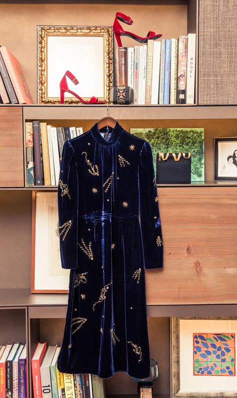 Insider Writer and Editor Tania Fares’ Closet and Home - Coveteur: Inside Closets, Fashion, Beauty, Health, and Travel Velvet Coat Outfit, Long Coat Outfits, Blue Velvet Coat, Velvet Coat Women, Womans Outfit, Amanda Levete, Multifunctional Office, Aesthetic Dress Outfit, Prada Dress