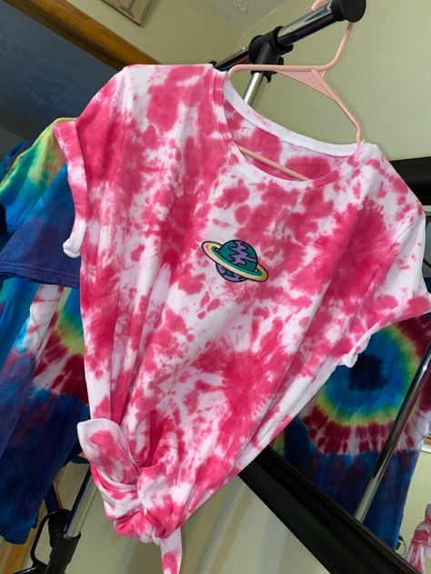 Pink Tie Dye Shirts, Tie Dye Shirts, Vintage Tie, Pink Tie, Pink Tie Dye, Tie Dye Shirt, Dye Shirt, Pink Vintage, Style Ideas