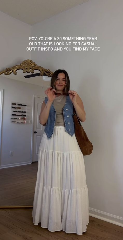 Summer Christian Outfits, Latin Mass Outfit, Christian Mom Outfits, Granola Academia, Namjoon Outfits, Modest Christian Clothing, Fem Fashion, Modest Workout, Modest Girly Outfits