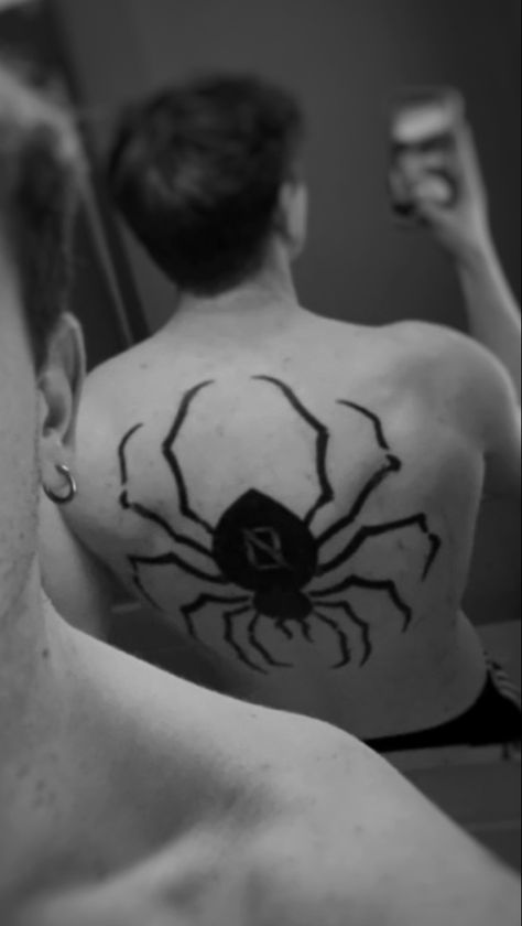 Hunter x Hunter Chrollo Lucilfer Phantom Troupe Spider Tattoo Crollo Lucifer Spider Tattoo, Hxh Tattoos Spider, Chrollo Lucifer Tattoo, Chrollo Spider Tattoo, Spider Back Tattoo, Chrollo Tattoo, Hunter X Hunter Spider Tattoo, Tattoo Hunter X Hunter, Phantom Troupe Spider Tattoo