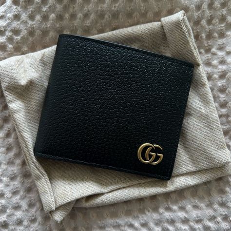 Brand New And In Perfect Condition. Got It As A Gift, And Still Have The Receipt. Currently Still In The Original Packaging. Gucci Mens Wallet, Gucci Card Holder, Wallet Gucci, Aesthetic Men, Bags Gucci, Canvas Wallet, Leather Card Wallet, Gucci Monogram, Key Wallet